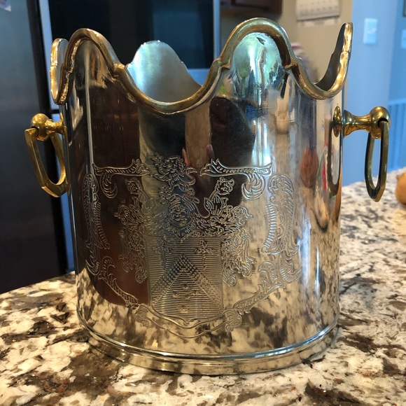 Vintage Solid Brass Wine Ice Bucket - Picture 3 of 15